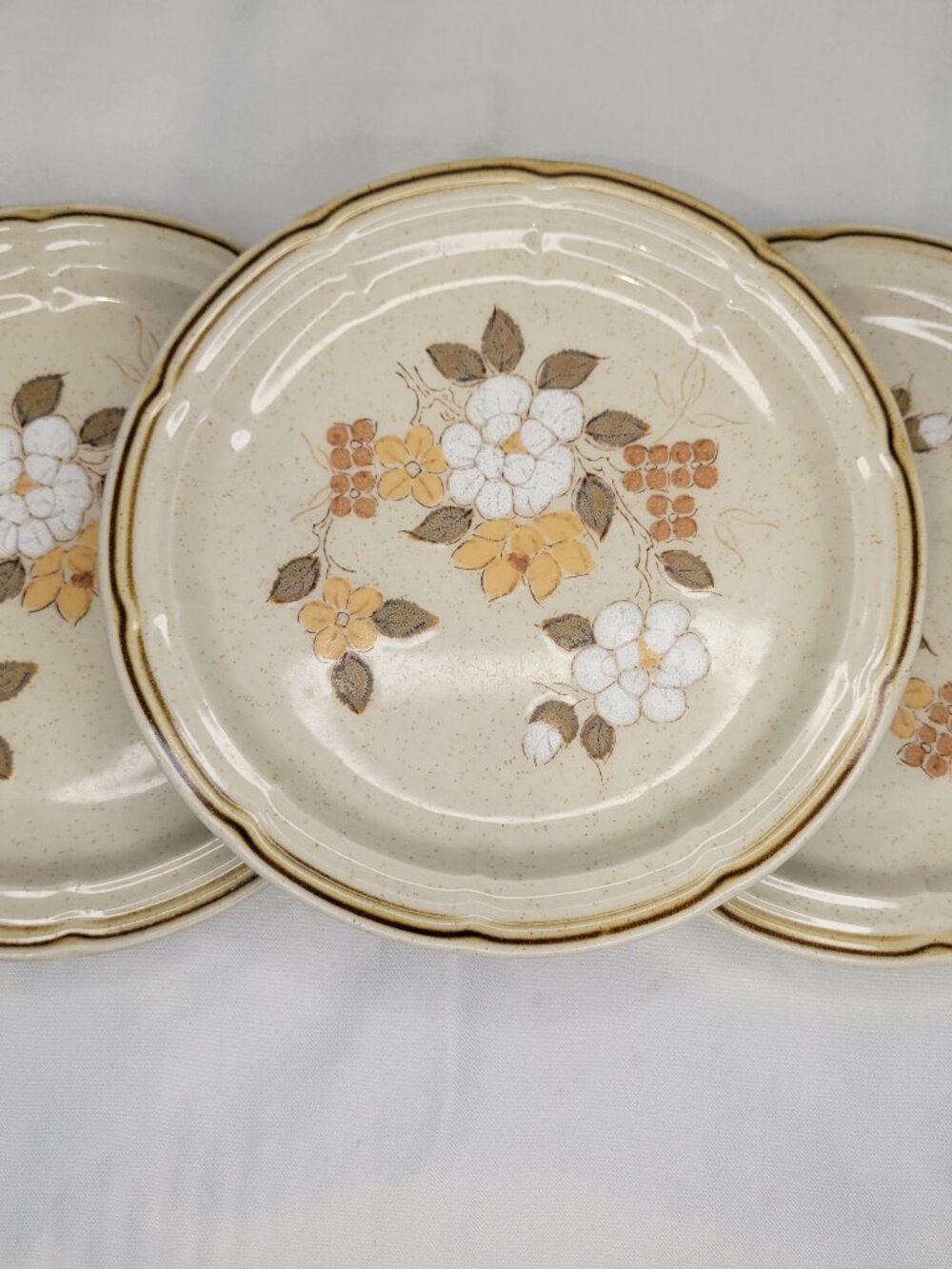 Vintage Crown Manor "Autumn Blossom" Stoneware Set Of 3 6.75 in Plates Japan